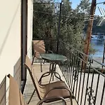Chiona΄s By The Sea Holiday home