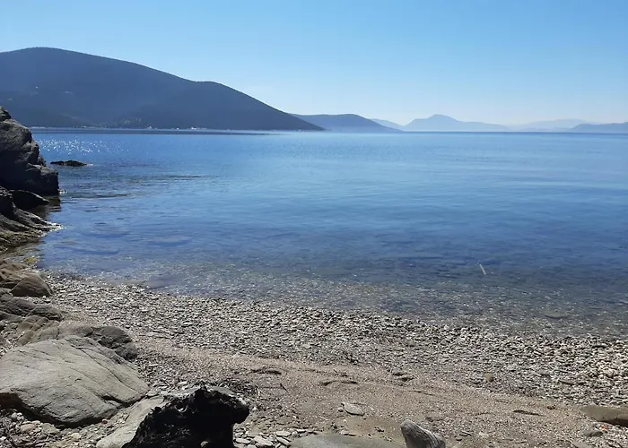 Chiona΄s By The Sea Paleo Trikeri