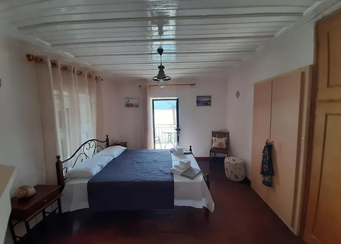 Chiona΄s By The Sea